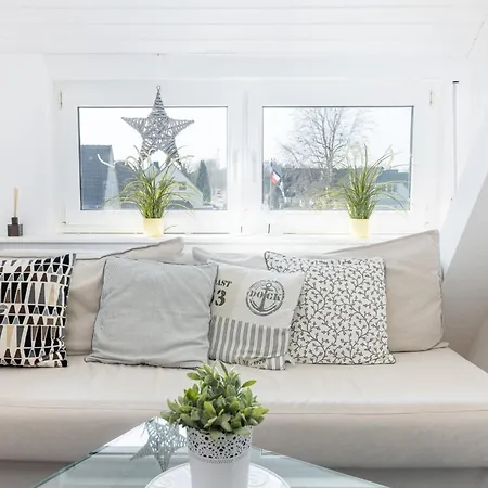 Apartment Haus Waldfrieden 1 *