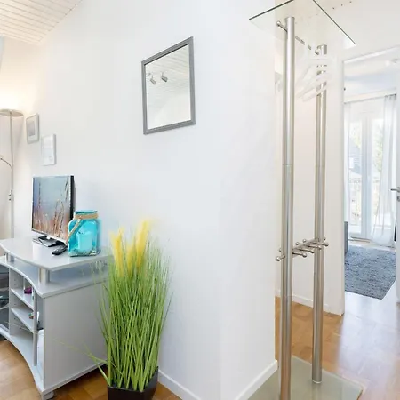 Apartment Haus Waldfrieden 1 *